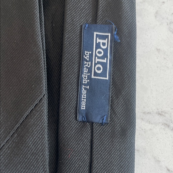 Polo by Ralph Lauren Classic Black Men's Tie handmade in Italy 100% silk - Picture 2 of 5